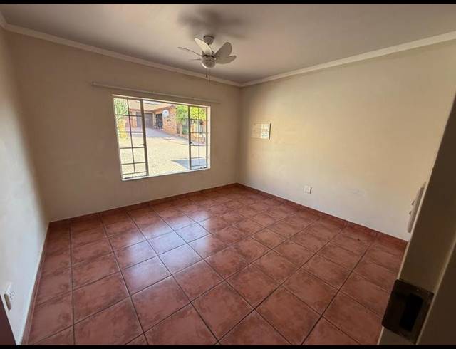 4 BEDROOM HOUSE FOR SALE IN CLAREMONT